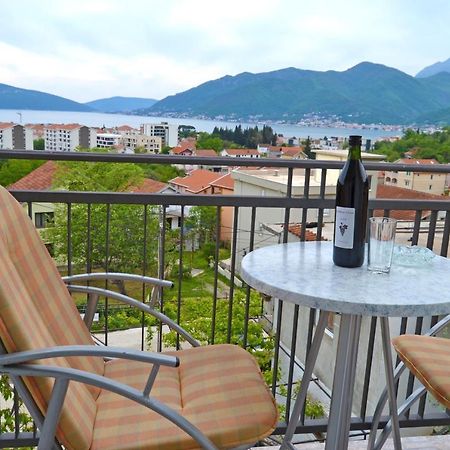 Tivat Apartments Eksteriør billede
