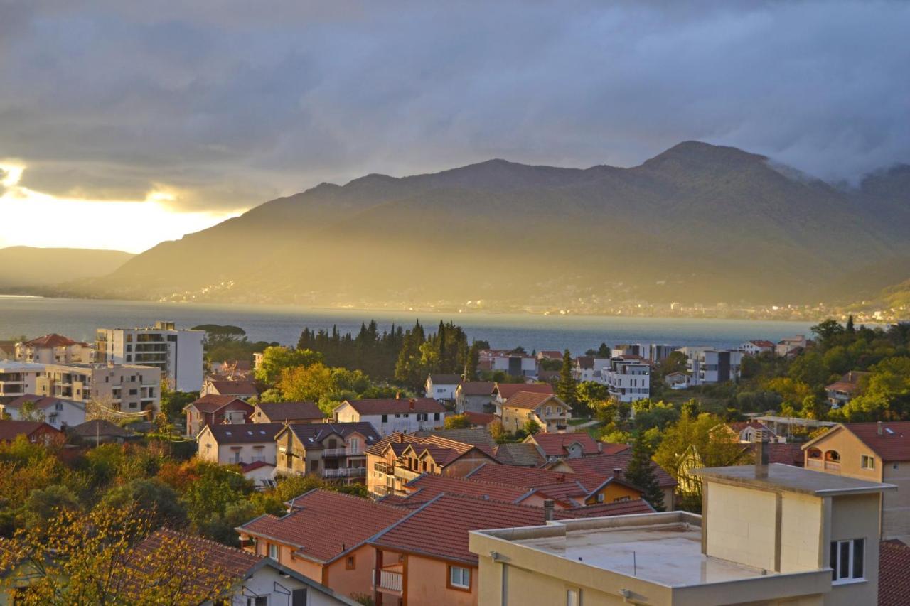Tivat Apartments Eksteriør billede