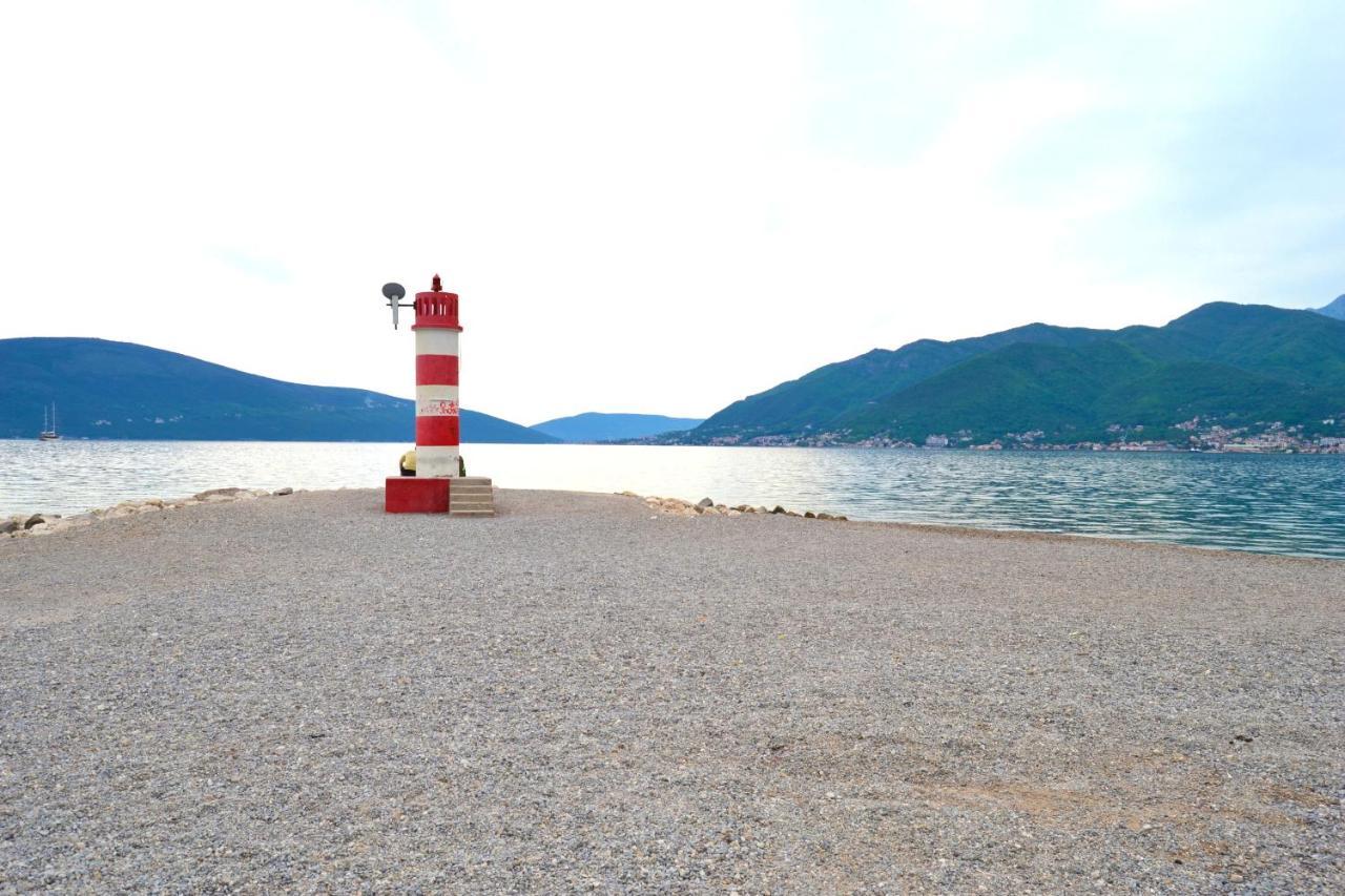 Tivat Apartments Eksteriør billede