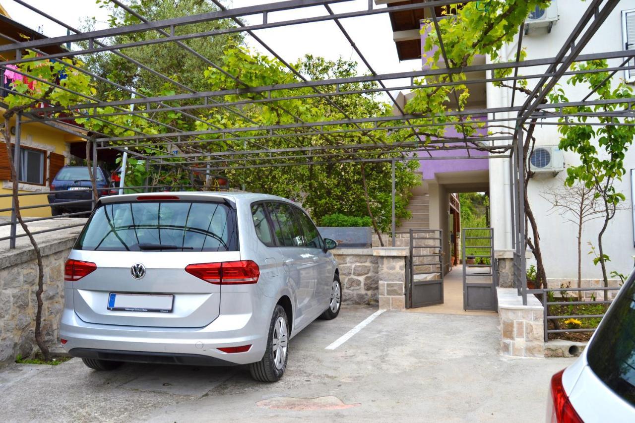 Tivat Apartments Eksteriør billede