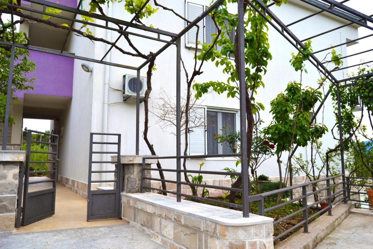 Tivat Apartments Eksteriør billede