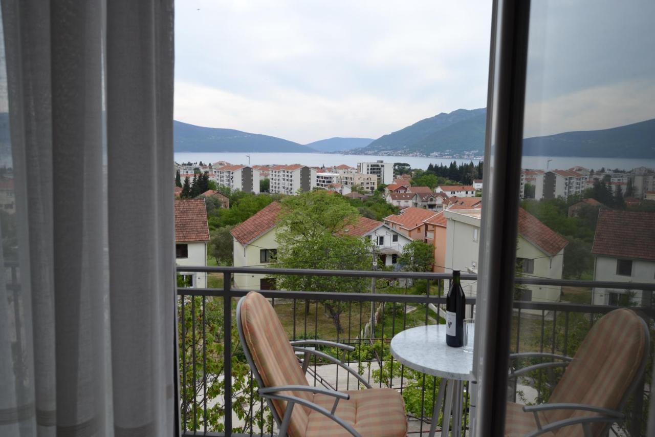 Tivat Apartments Eksteriør billede