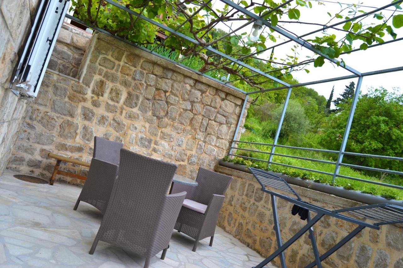 Tivat Apartments Eksteriør billede