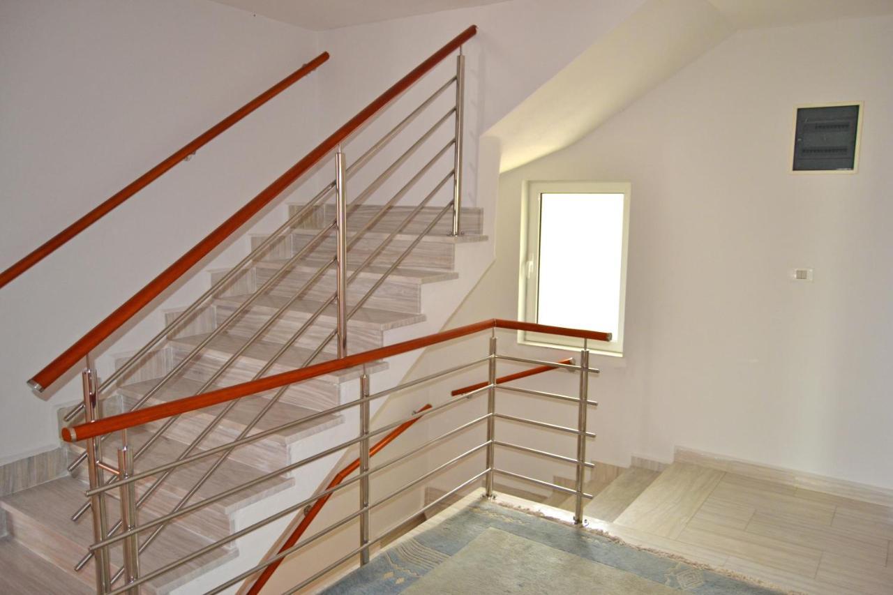 Tivat Apartments Eksteriør billede