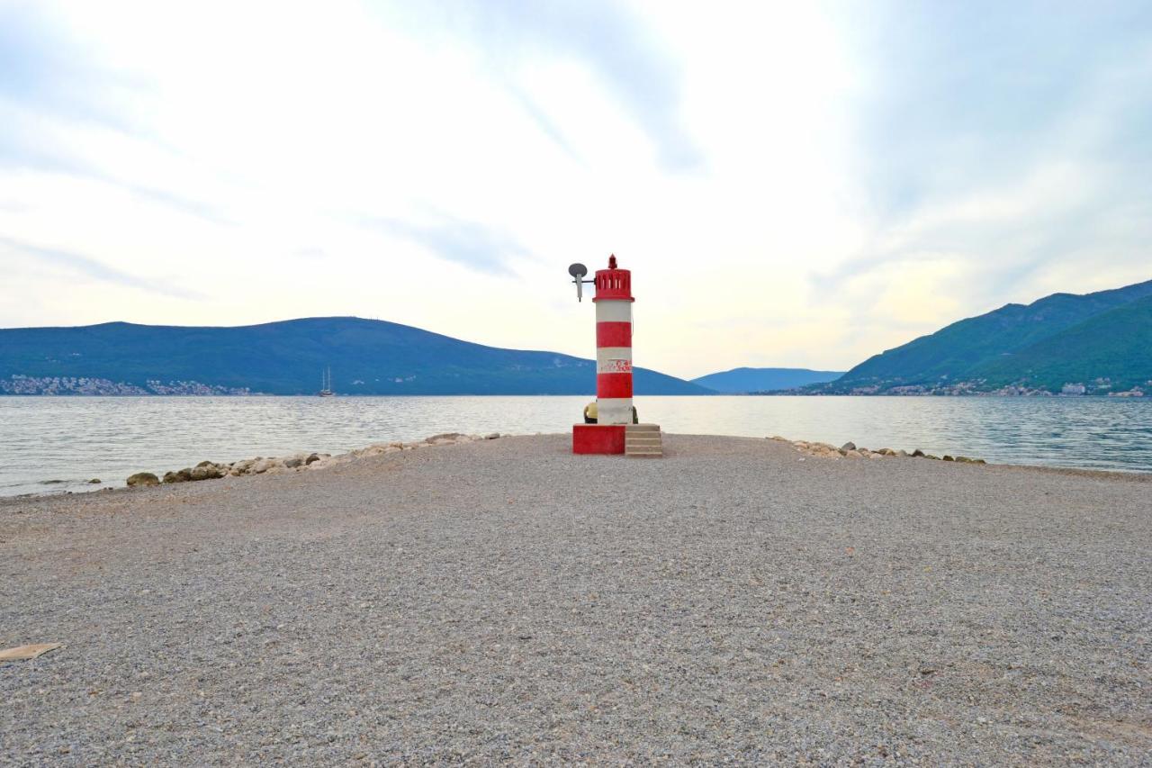 Tivat Apartments Eksteriør billede