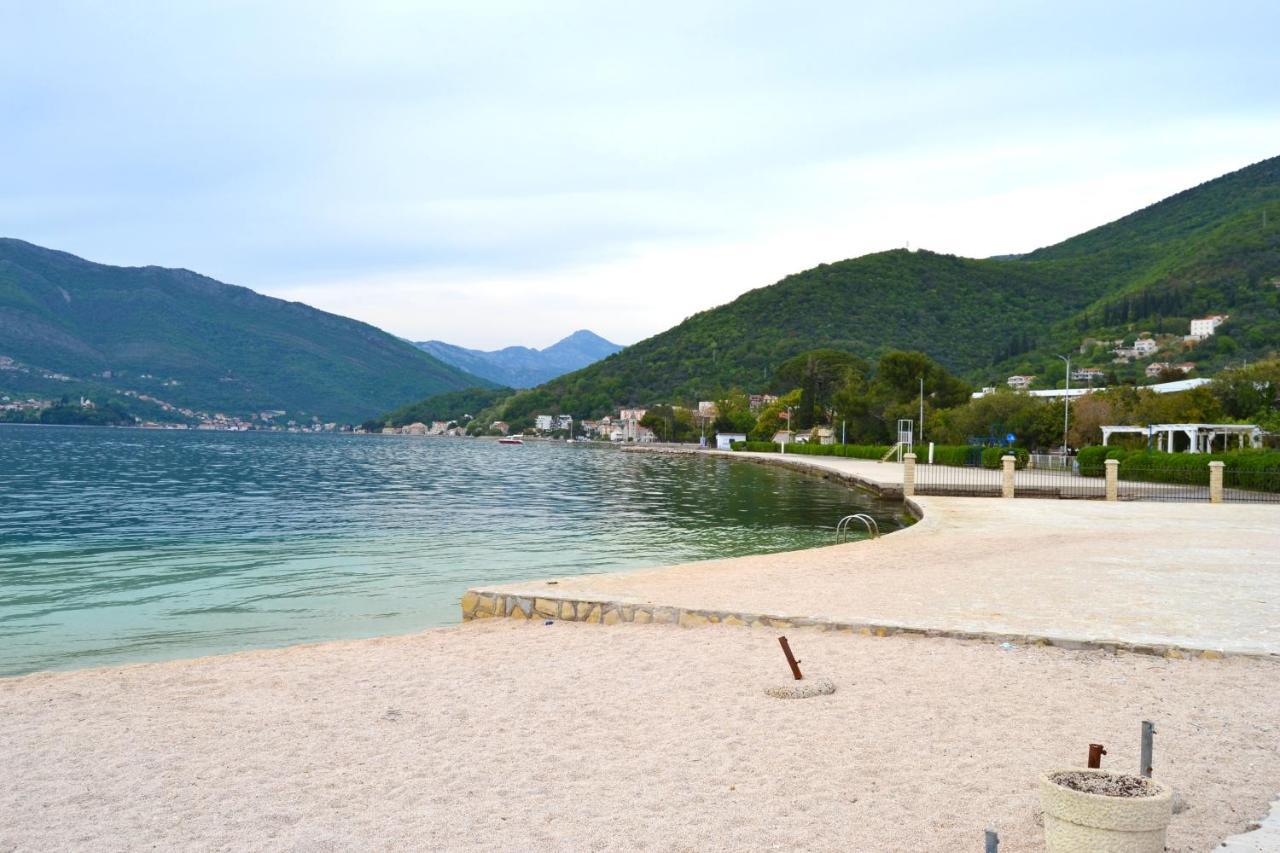 Tivat Apartments Eksteriør billede
