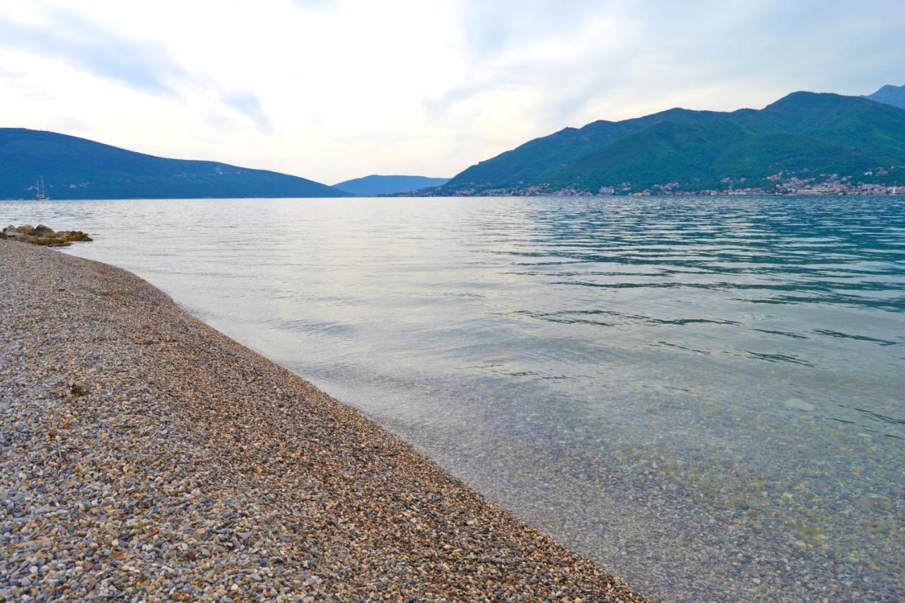 Tivat Apartments Eksteriør billede